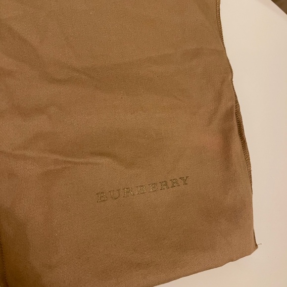 Brand new with tag Burberry wallet - Picture 4 of 8